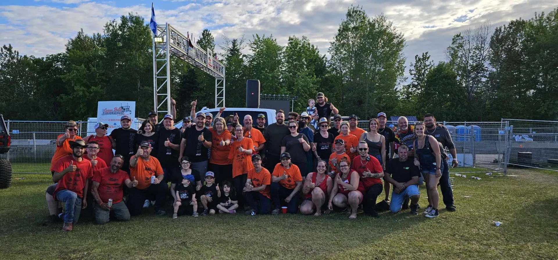 Bénévoles Super party des camionneurs