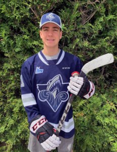 Jeune homme joueur de hockey